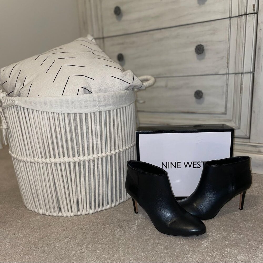 Nine West VC Booties